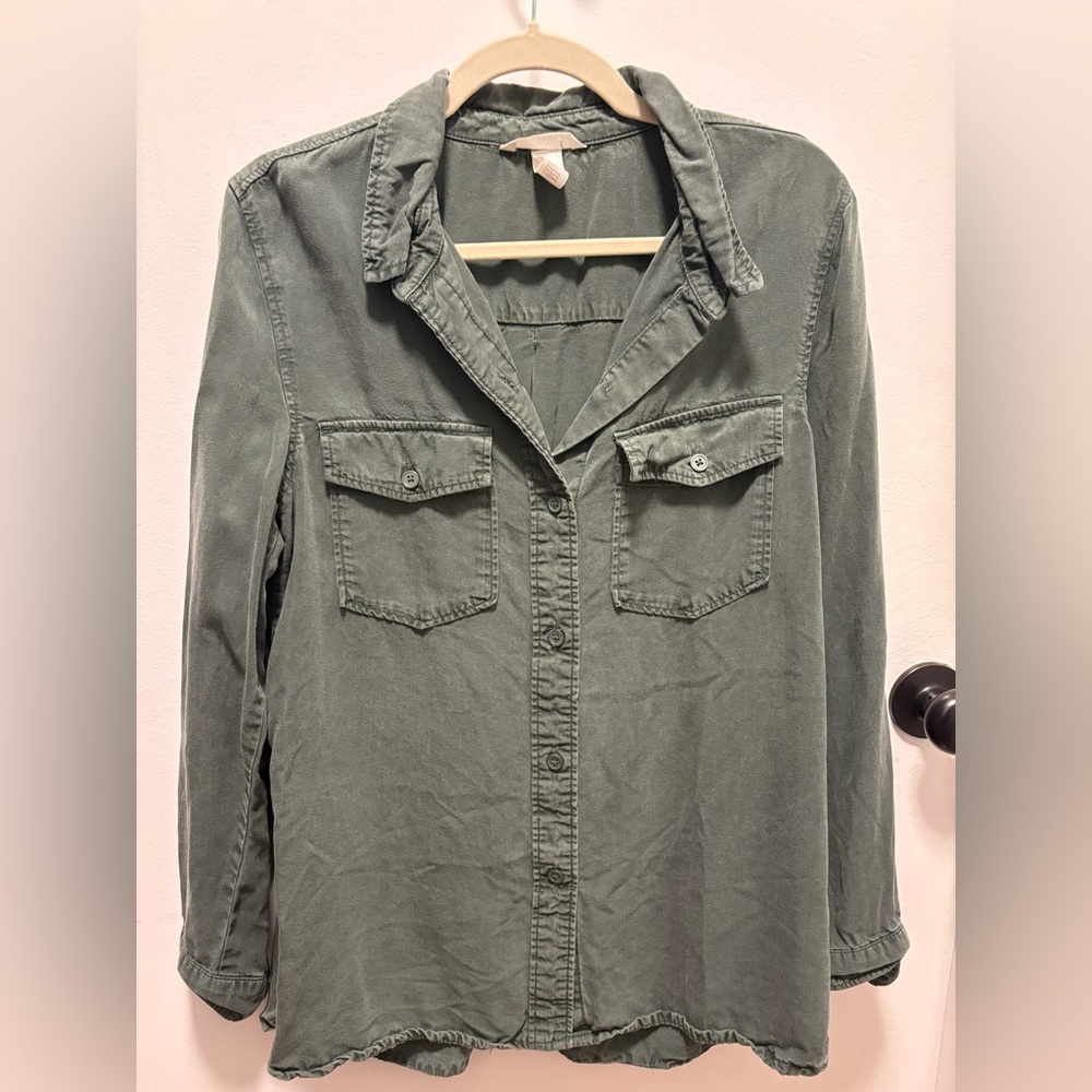 H&M Dark Green Shirt